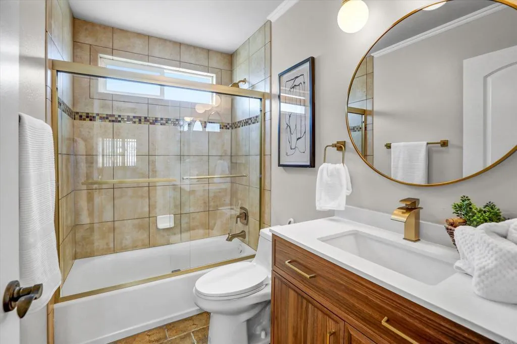 https://cdn.realtyfeed.com/cdn/127/306429885/4493a8af60a38a359aa157e35771af92.webp
