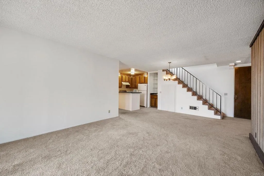 Photo #3: NDP2504318 Listing 