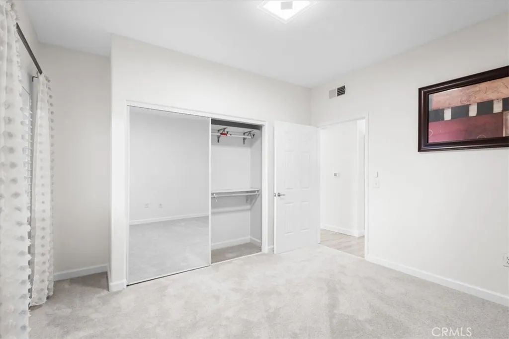 https://cdn.realtyfeed.com/cdn/127/306429986/5e347b59e3b59e30083e5b822bde4d54.webp