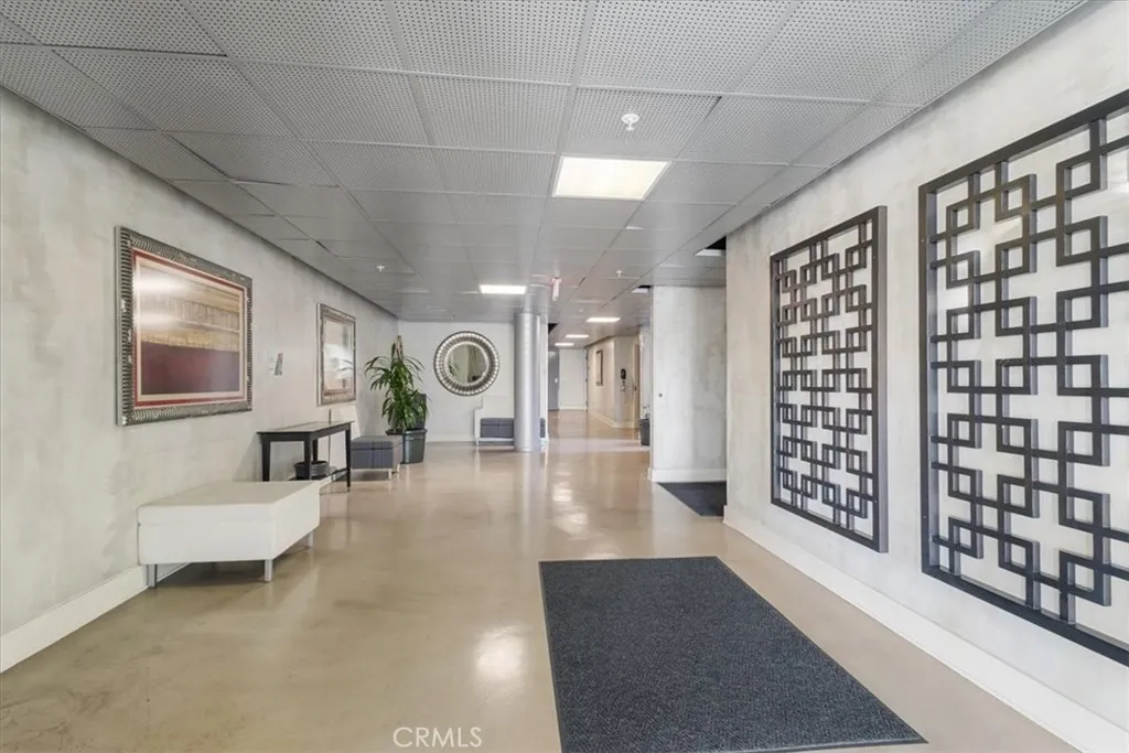 https://cdn.realtyfeed.com/cdn/127/306429986/68a77a30864696c9646956246961e62d.webp