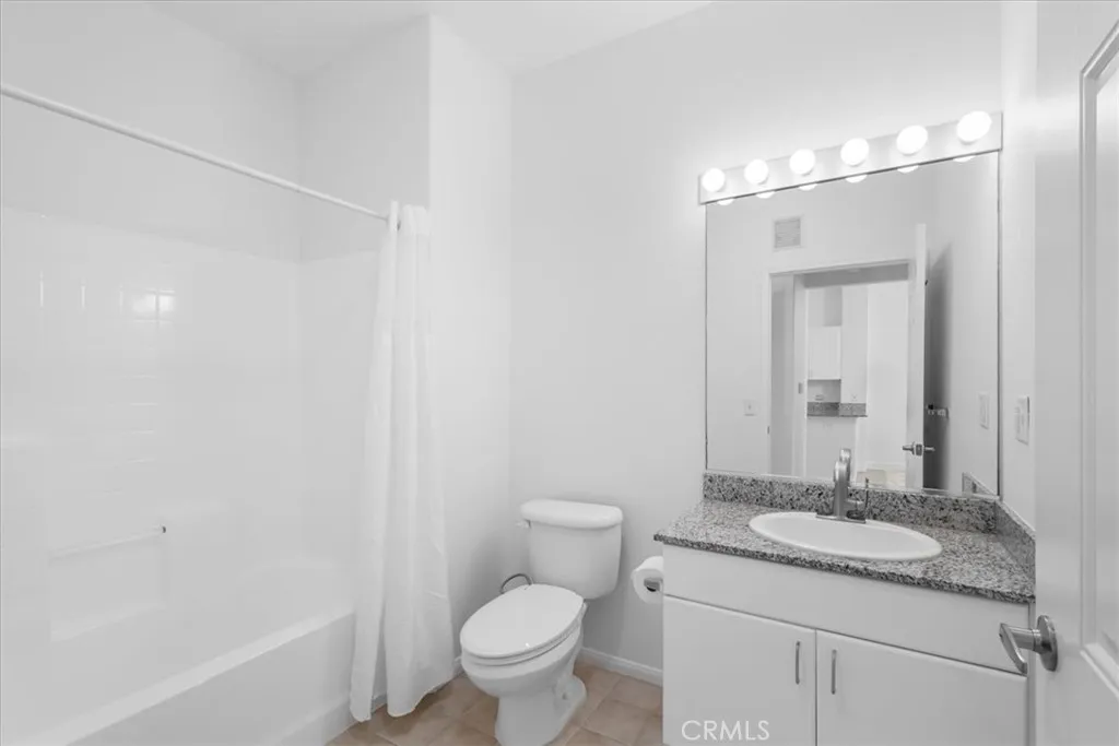 https://cdn.realtyfeed.com/cdn/127/306429986/a1bf0575dc8e94cf0bf92033aa8925f3.webp