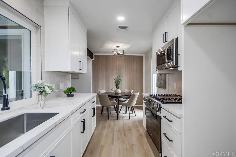 https://cdn.realtyfeed.com/cdn/127/306430005/fd85b0e95c1a9396be2b41d62520845e.webp