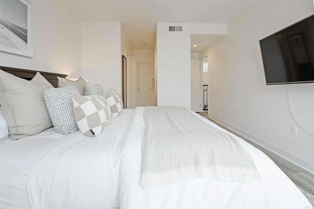 Photo #25: PTP2503196 Listing: Photo #25