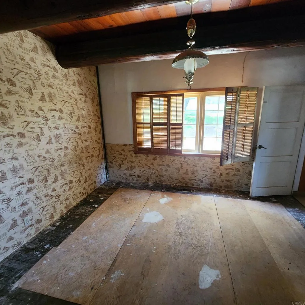 https://cdn.realtyfeed.com/cdn/127/306430496/0d965be691f66ef56a325abfc3f4245b.webp