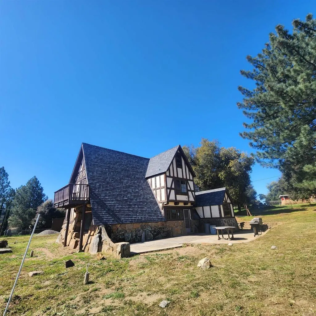 https://cdn.realtyfeed.com/cdn/127/306430496/2c91b7482197fb3a8222e1bd7a8d2ce7.webp