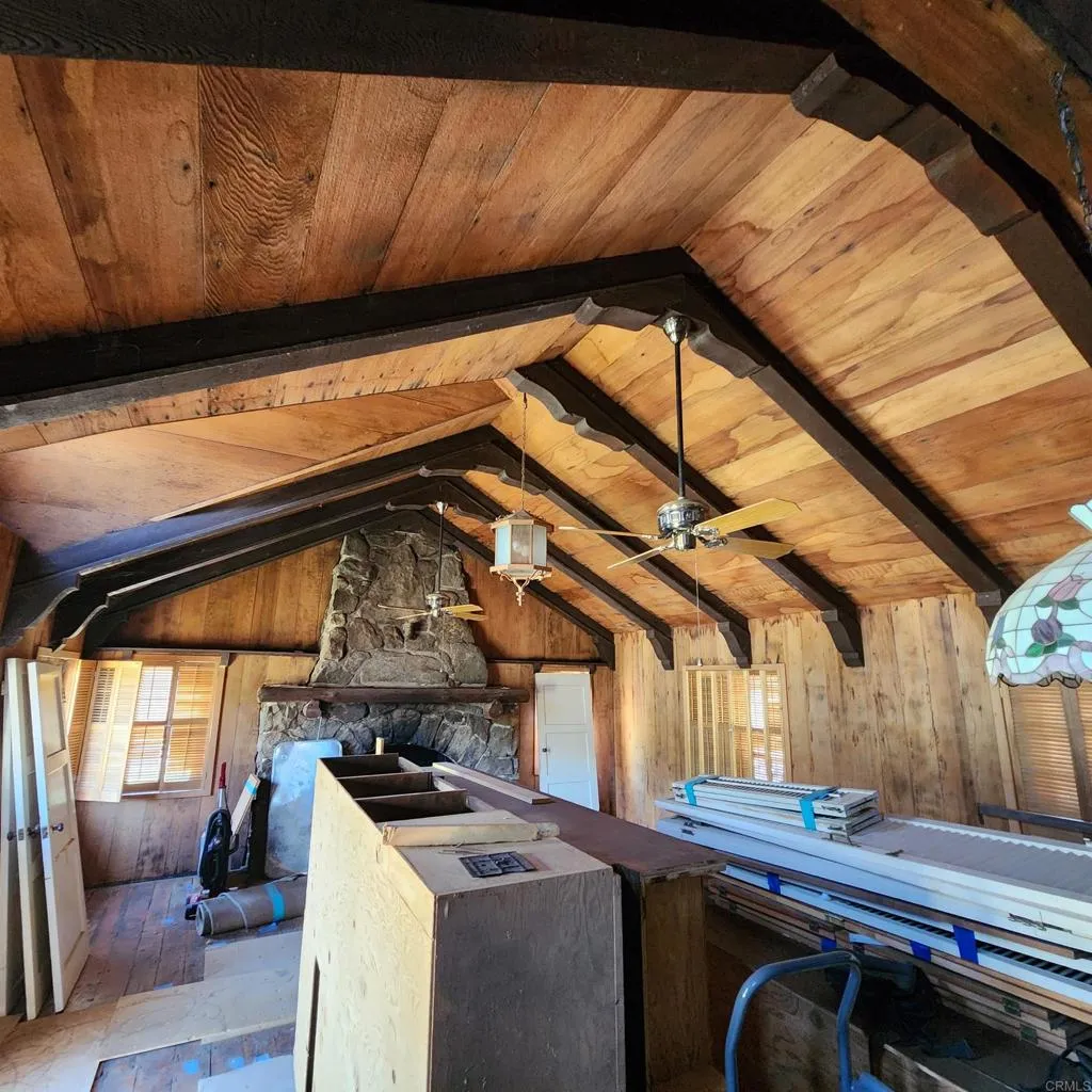 https://cdn.realtyfeed.com/cdn/127/306430496/8a82b4a3d7847479bb121164012dfc30.webp