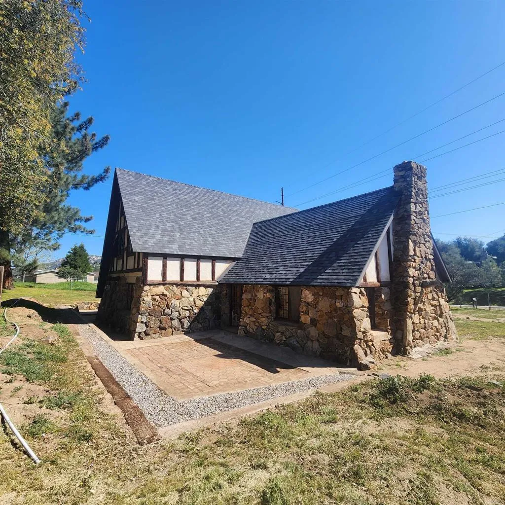 https://cdn.realtyfeed.com/cdn/127/306430496/cb8884bbe0d729a7698b79eff97ad588.webp