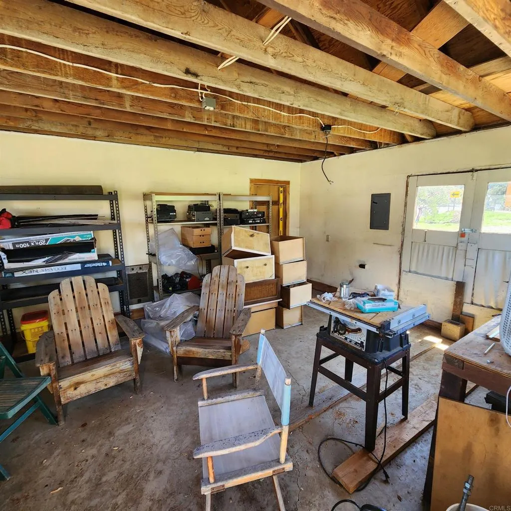 https://cdn.realtyfeed.com/cdn/127/306430496/fcf870445fed1446cac0a22c95d3737f.webp
