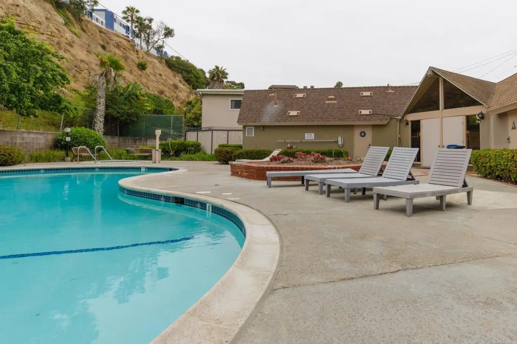 https://cdn.realtyfeed.com/cdn/127/306430639/9059422d6884028907ac83d49049dddc.webp