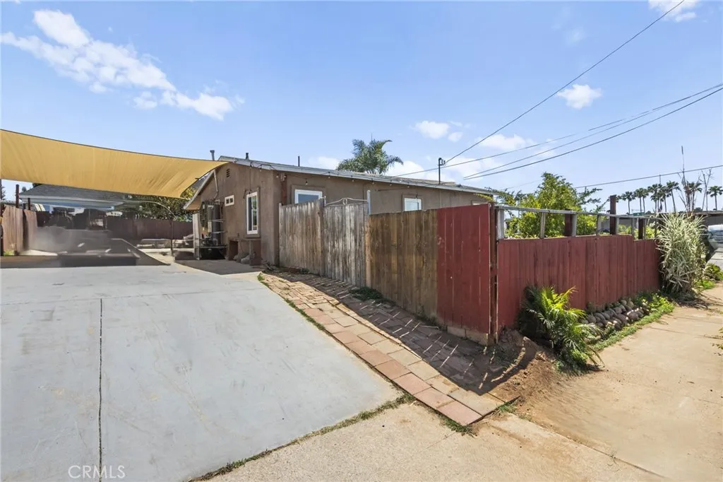 https://cdn.realtyfeed.com/cdn/127/306430733/643c67c21d7a443985c8dad8275dcef9.webp