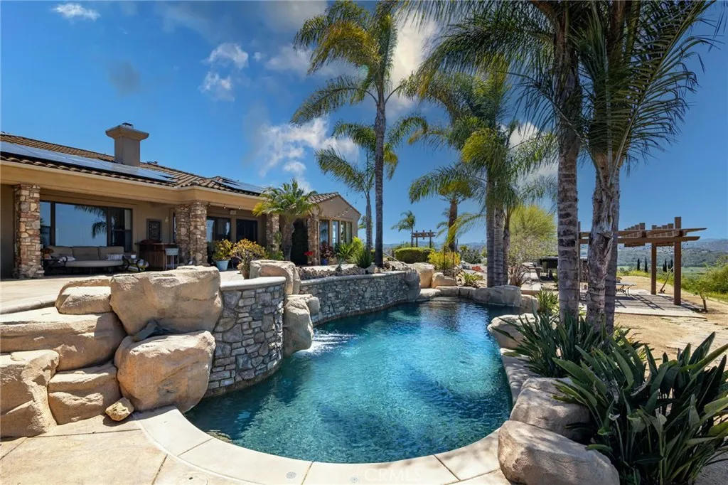 https://cdn.realtyfeed.com/cdn/127/306430820/431adb68d526edff8f57f89a3e09474e.webp