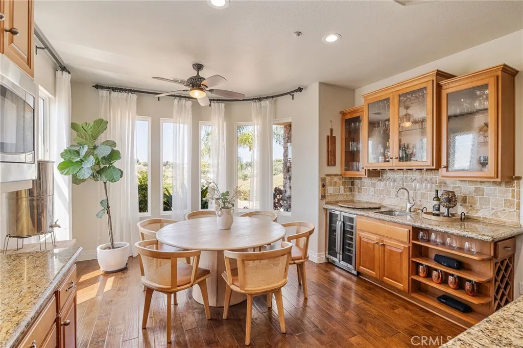 https://cdn.realtyfeed.com/cdn/127/306430820/9c4b72b1ca64f1e4e876dfb9eba3fb2d.webp