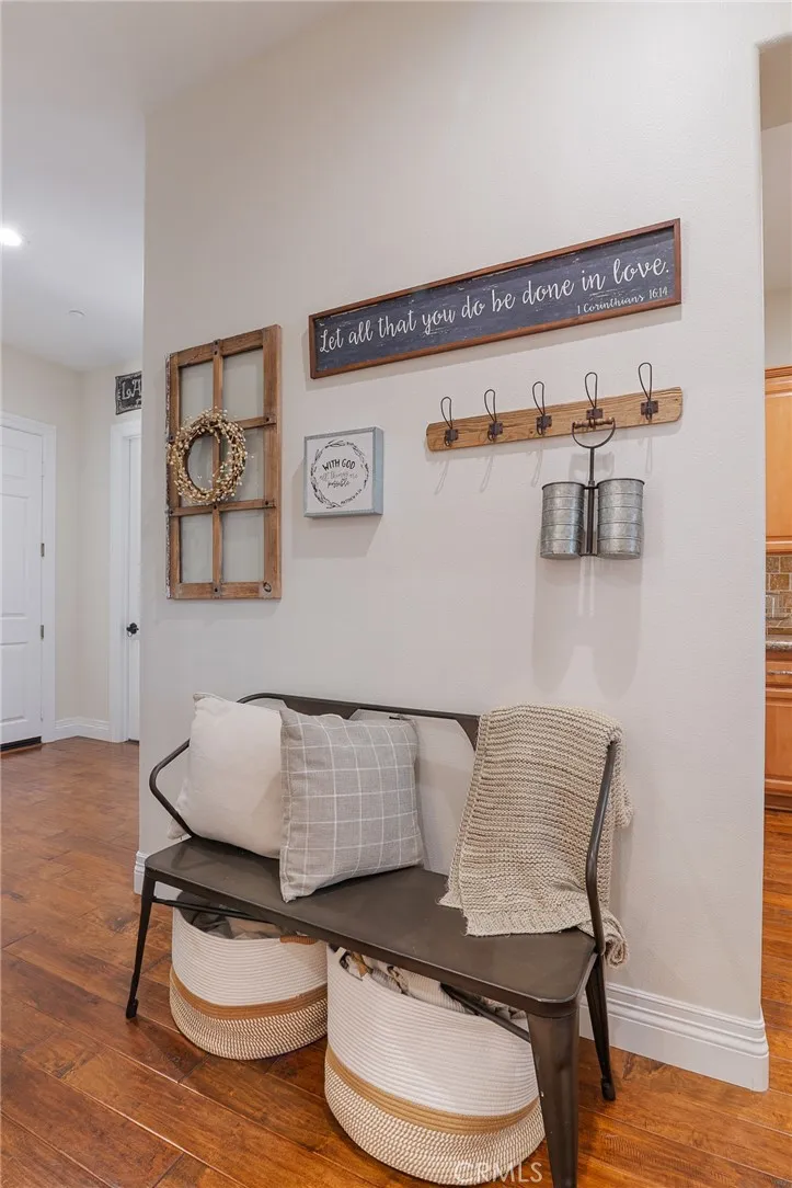 https://cdn.realtyfeed.com/cdn/127/306430820/a2668f43d00c8314ec97aa466d4ff49e.webp