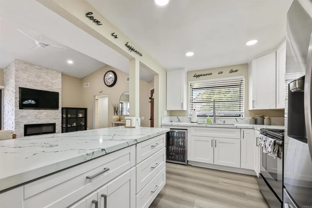 https://cdn.realtyfeed.com/cdn/127/306430876/56e669a59fdd9ac13ea25d5c5dc51254.webp