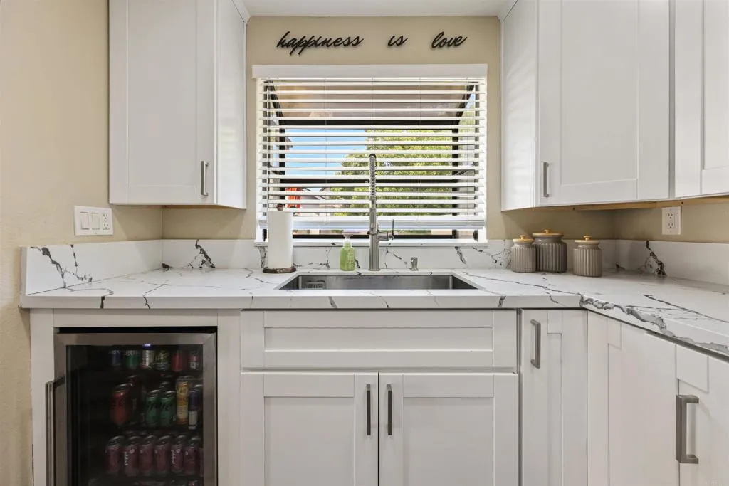 https://cdn.realtyfeed.com/cdn/127/306430876/580b446d06ed2f529ade3a9a42e4a381.webp