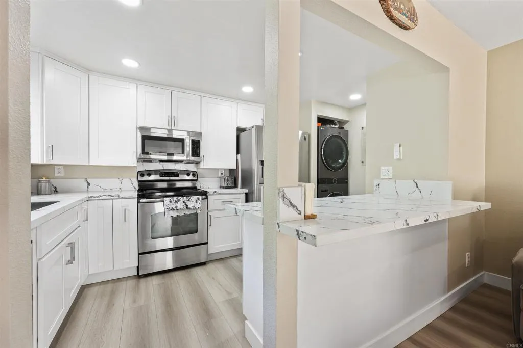 https://cdn.realtyfeed.com/cdn/127/306430876/7f23062a59fbcab3e66154d7829d2893.webp