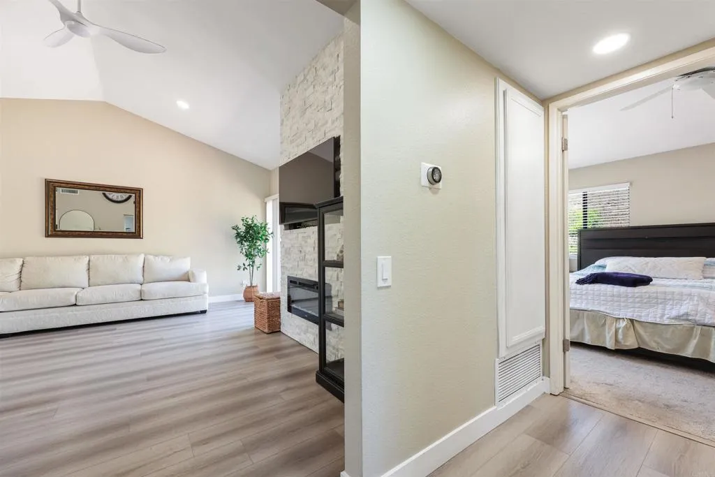 https://cdn.realtyfeed.com/cdn/127/306430876/a5801acd868143858e221f0a5eddb912.webp