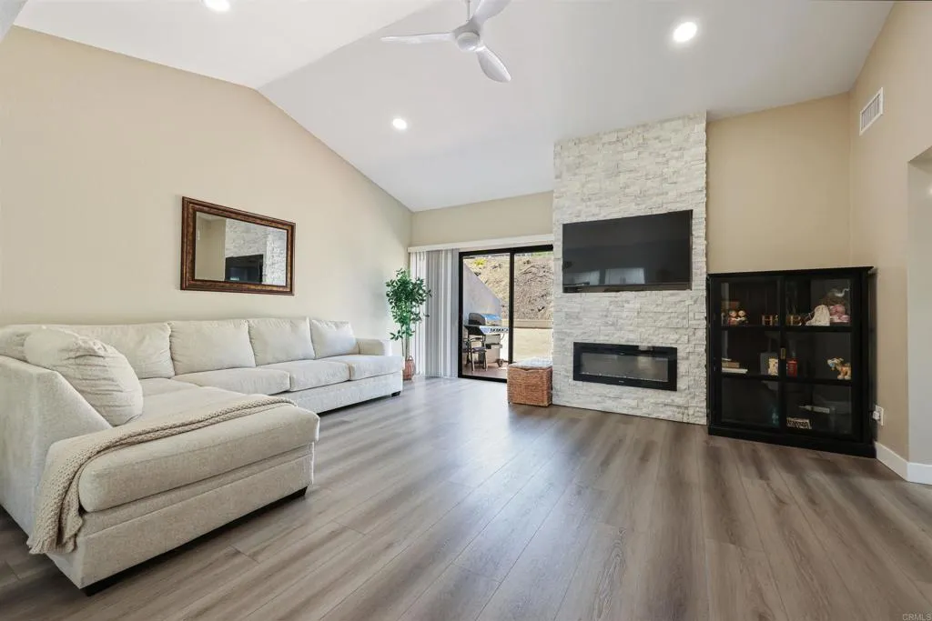 https://cdn.realtyfeed.com/cdn/127/306430876/e240e7b9c3769724b789803d5c25da6e.webp