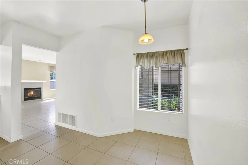 https://cdn.realtyfeed.com/cdn/127/306430897/9649768ddd3330444478d81c4bd7b0f7.webp