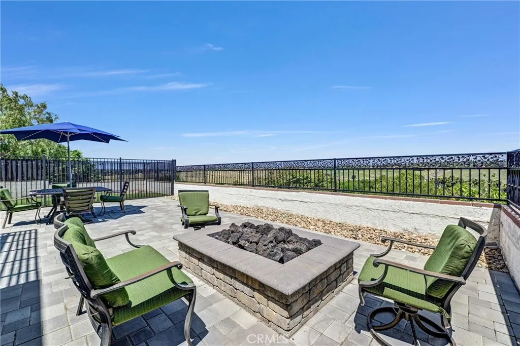 https://cdn.realtyfeed.com/cdn/127/306430940/fd91f7c32126316b7df75530acab45ac.webp