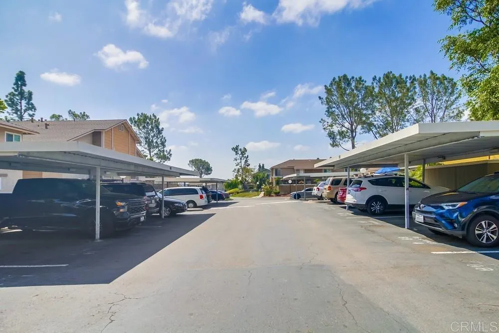 https://cdn.realtyfeed.com/cdn/127/306430949/333b5c0423a2b3721778d94bb7d38535.webp