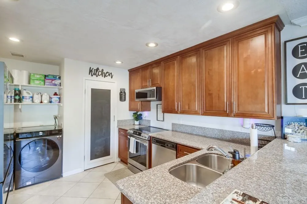 https://cdn.realtyfeed.com/cdn/127/306430949/333c735259e50e1578cc48f52a1ed291.webp