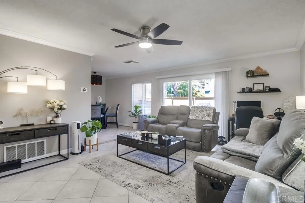 https://cdn.realtyfeed.com/cdn/127/306430949/54f8505adb9d99afd2fef3c59091c4e3.webp