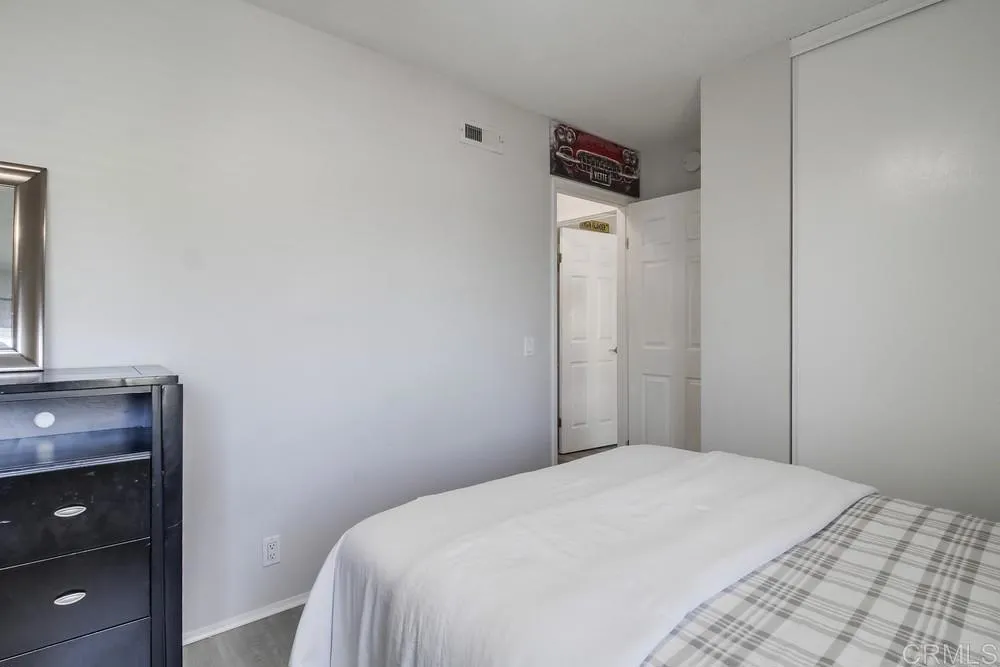 https://cdn.realtyfeed.com/cdn/127/306430949/8e52a0374e381415483c883691b9ac3d.webp