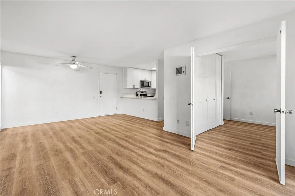 https://cdn.realtyfeed.com/cdn/127/306431086/05c2313db06ac27cac9f8f6fd961e6bd.webp