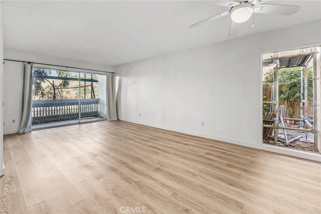 Photo #8: OC25097212 Listing: Photo #8