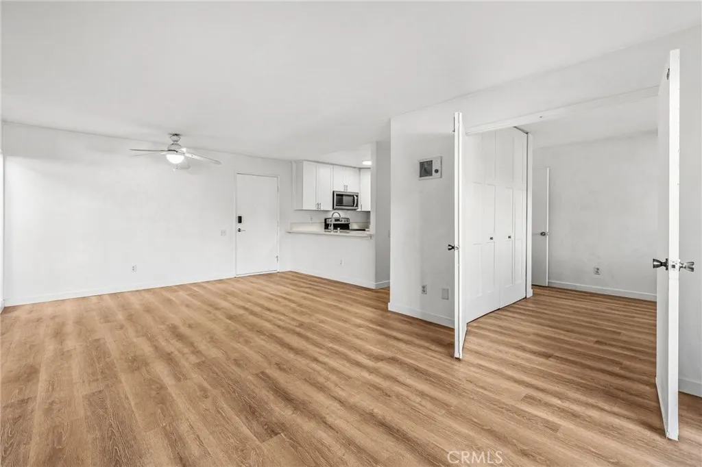 Photo #10: OC25097212 Listing: Photo #10