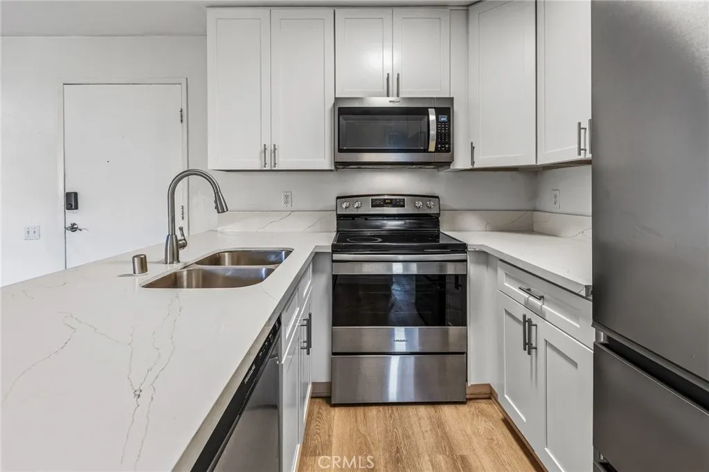 Photo #5: OC25097212 Listing 