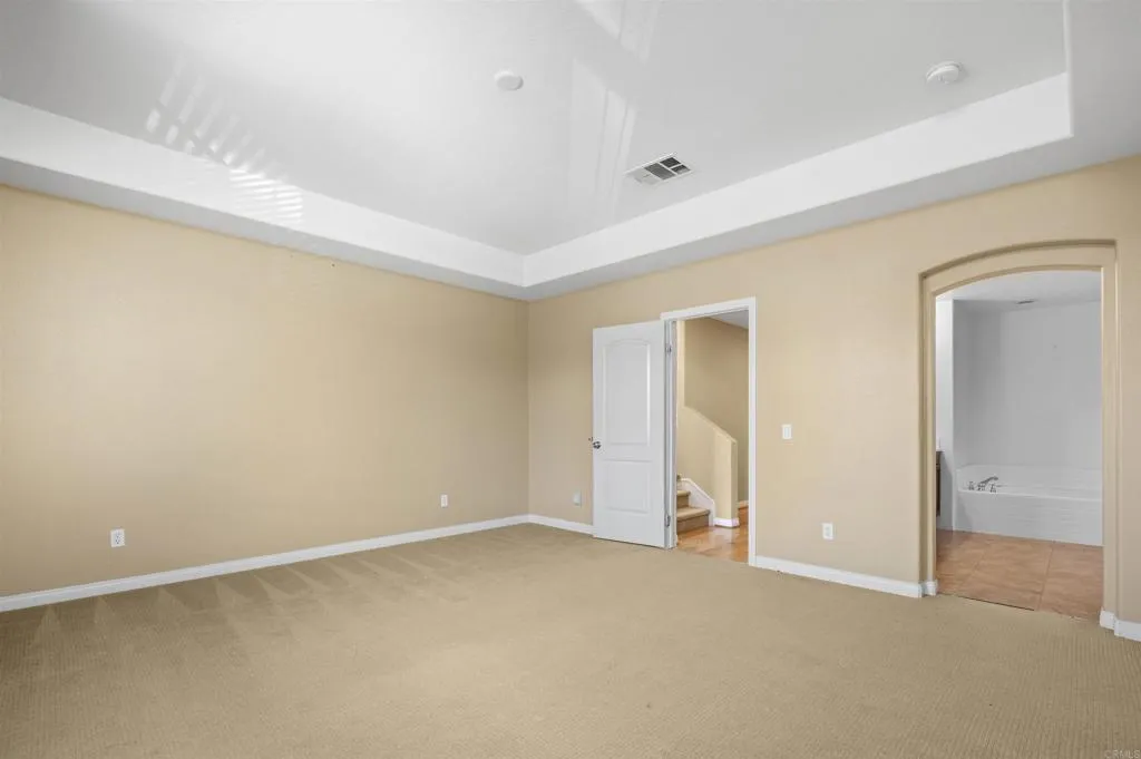 https://cdn.realtyfeed.com/cdn/127/306431197/7e2ab0bbe6c9f156de386e4d37b825bd.webp