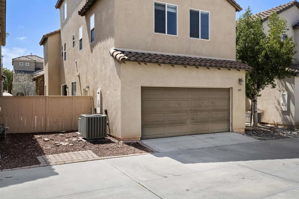 https://cdn.realtyfeed.com/cdn/127/306431197/c8c2d256bd9e8761b1ed5df5a90bfe93.webp