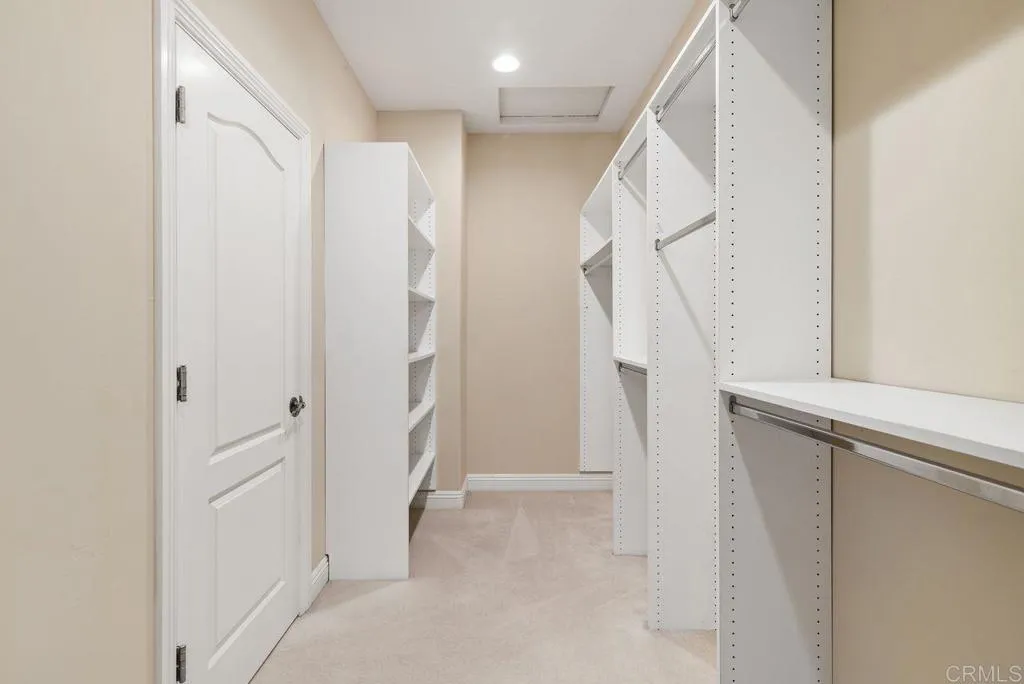 https://cdn.realtyfeed.com/cdn/127/306431337/408ccb4d17042fc57e987db062906848.webp