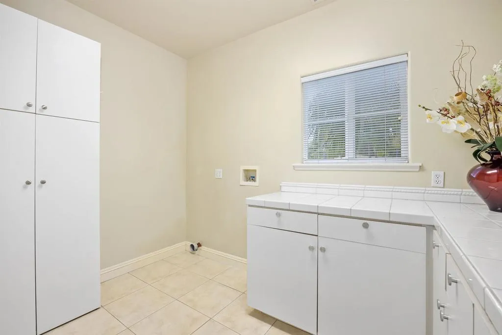 https://cdn.realtyfeed.com/cdn/127/306431337/6c86d2ee74e5faf6f783d830b535861d.webp