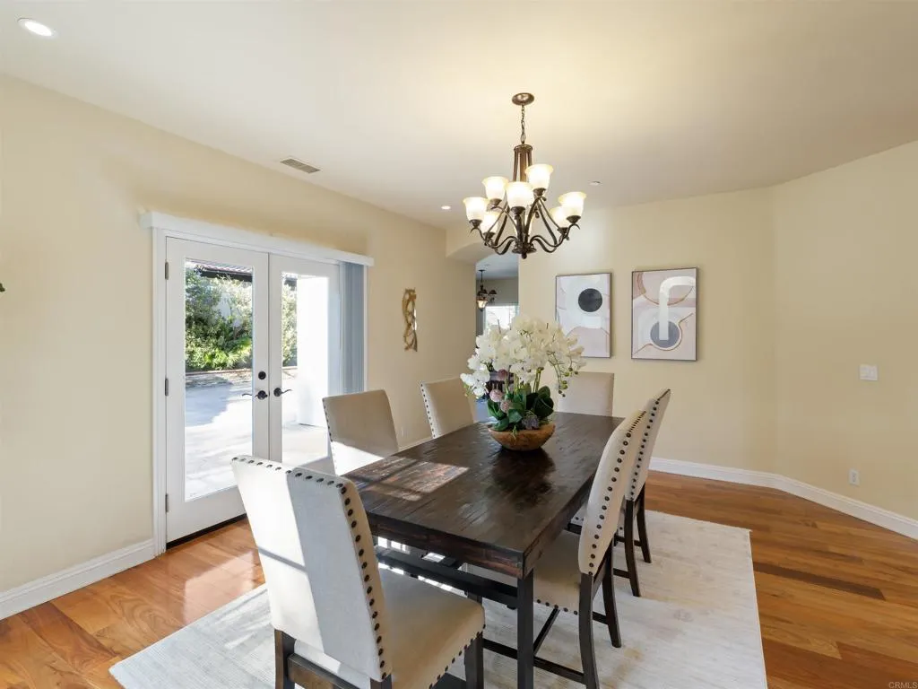 https://cdn.realtyfeed.com/cdn/127/306431337/7e554132d12a26e4566f13aa1dc82182.webp