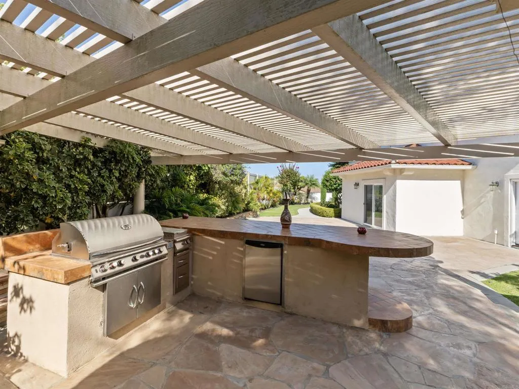 https://cdn.realtyfeed.com/cdn/127/306431337/8c72259dc73f295c6d7fc4b1c62ac070.webp