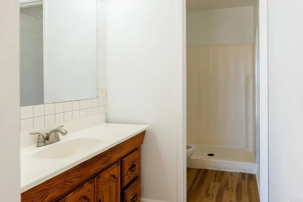 https://cdn.realtyfeed.com/cdn/127/306431352/28c0d1a01dd8d6f3b3a284bd5c4f572c.webp