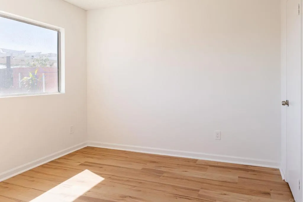 https://cdn.realtyfeed.com/cdn/127/306431352/78dc4b6fbff300ab6a97d65b1a5566fb.webp