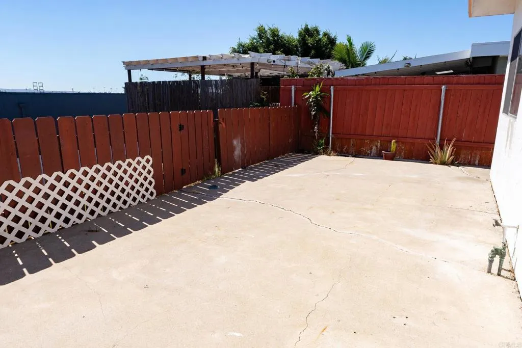 https://cdn.realtyfeed.com/cdn/127/306431352/a2f9835b7a13af3adc19607b2efe02d3.webp