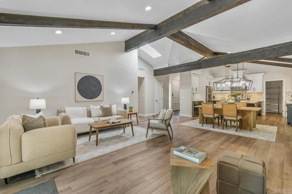 https://cdn.realtyfeed.com/cdn/127/306431651/250f95a205f28b73cfa86cb6930577aa.webp
