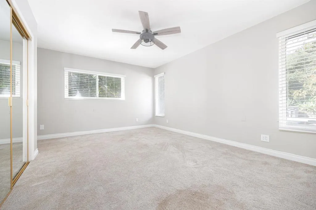 https://cdn.realtyfeed.com/cdn/127/306431651/833110a71f5939bc05899e84fb7d07f9.webp