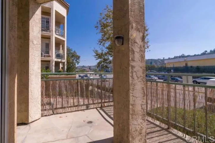 https://cdn.realtyfeed.com/cdn/127/306431664/cc98feb937e2ac8b58bb886a885ef9a3.webp
