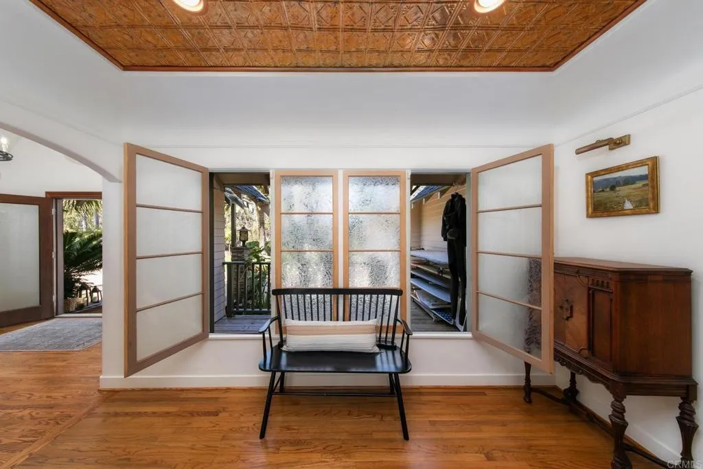 https://cdn.realtyfeed.com/cdn/127/306431927/3c7c1a7dd797e4327d1b2100c7d275bb.webp