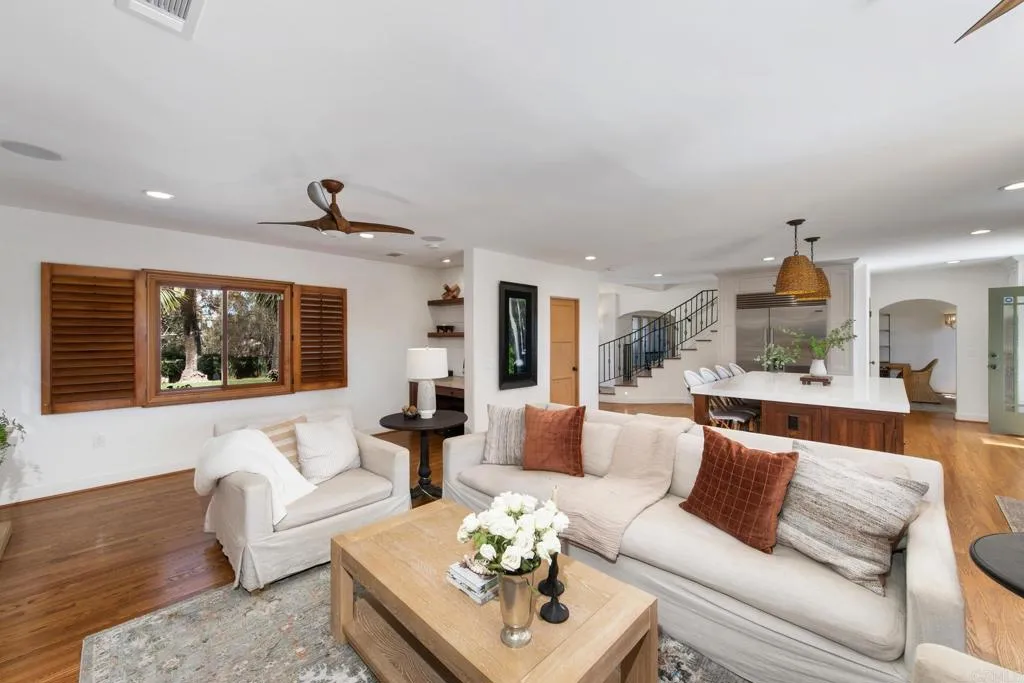 https://cdn.realtyfeed.com/cdn/127/306431927/58dc9ea90161886f1340881f4362311f.webp