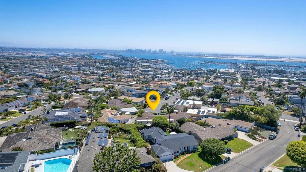 https://cdn.realtyfeed.com/cdn/127/306432189/22ea14a5412b95237ef83338f2e9d1f5.webp