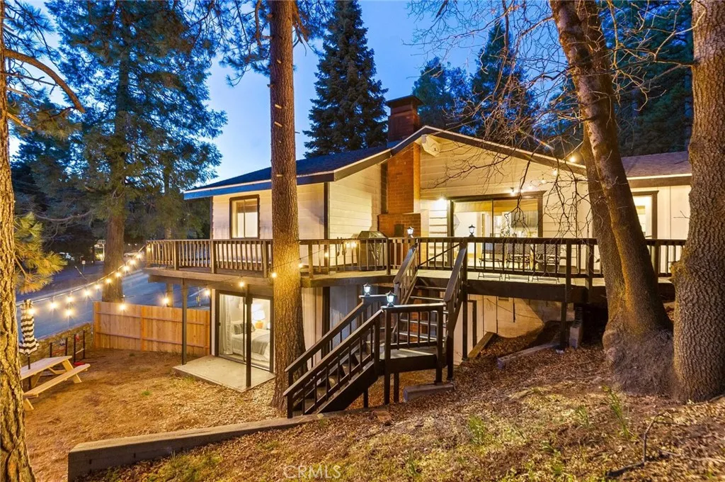 31263  Circle View Drive