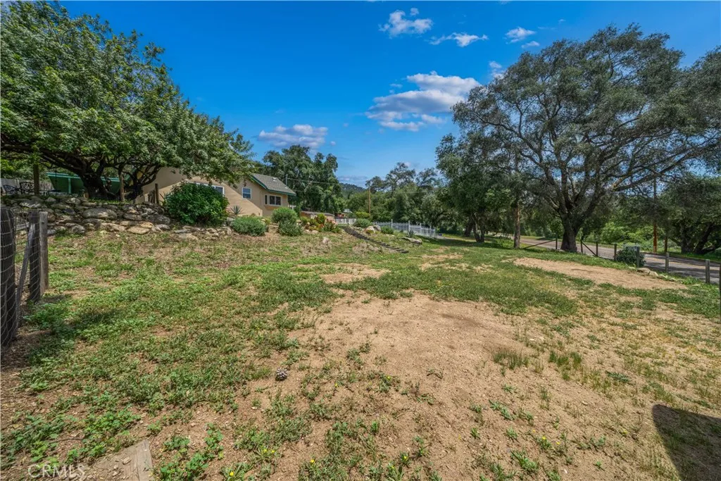 https://cdn.realtyfeed.com/cdn/127/306432557/2fd5ba9f2ce5a449fe6ef488fb48735f.webp