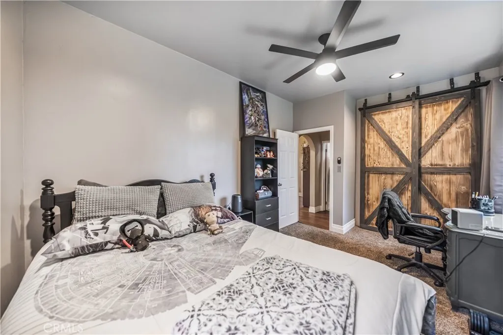 https://cdn.realtyfeed.com/cdn/127/306432557/af8d526e4e9db97e64761dad8d793e6e.webp